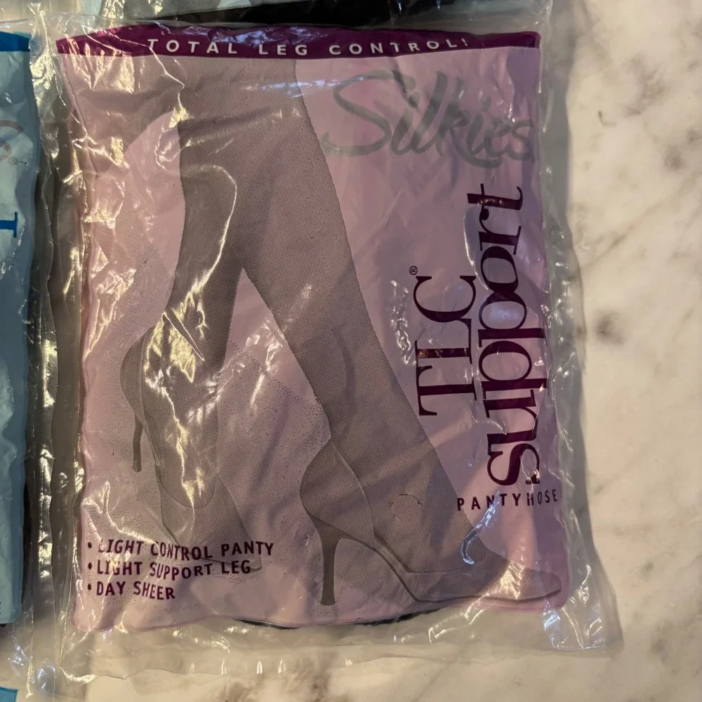New Vintage Silkies Pantyhose Lot 4 Pairs Small Jet Black Control Top Sheer Hose
